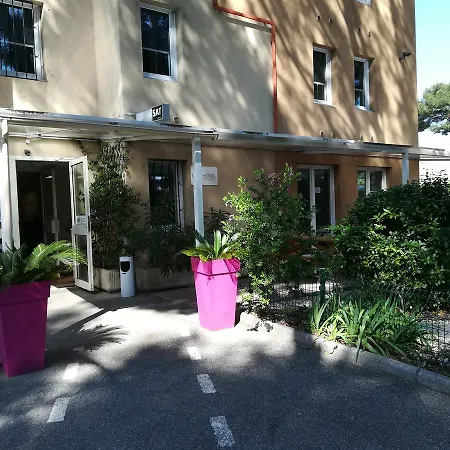 T2 Parc Azur Toulon 올라이율스